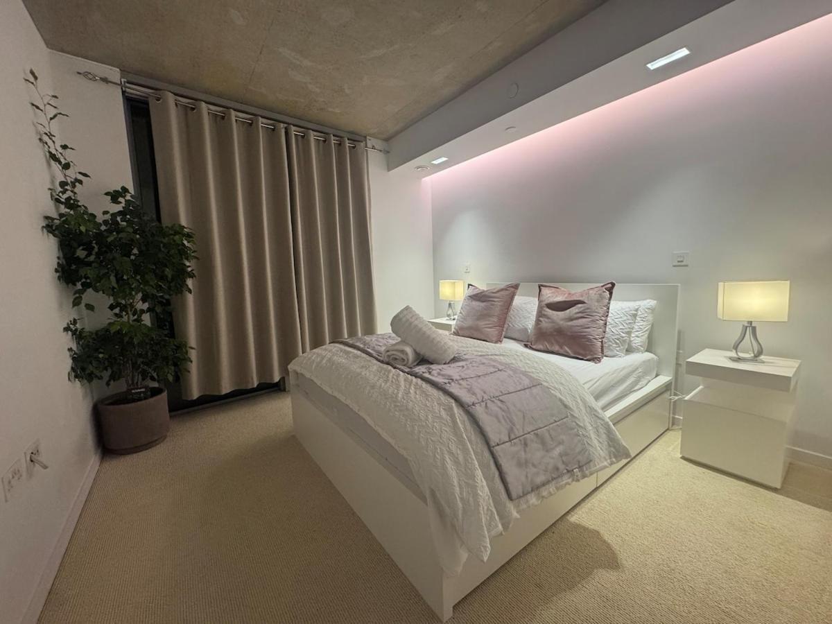 Luxury 1 Bedroom Apartment In London Exteriör bild
